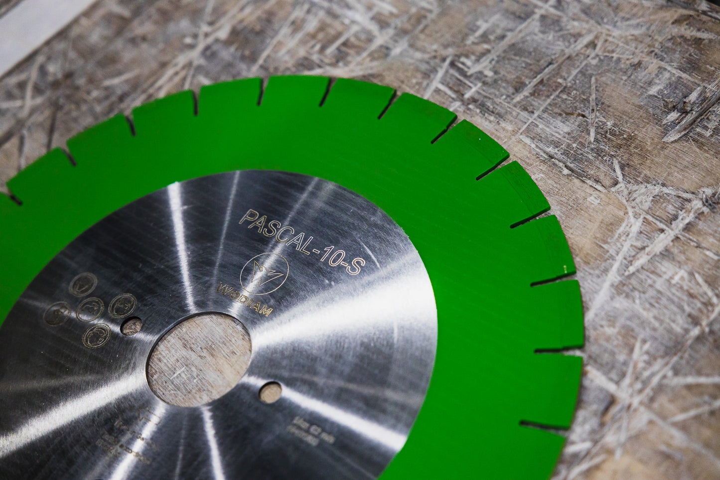 Pascal-10-S - Blades for Variable speed rpm saw cutting Sintered materials